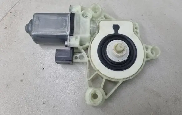 Volkswagen ID.3 Front door window regulator motor 4K0959812A