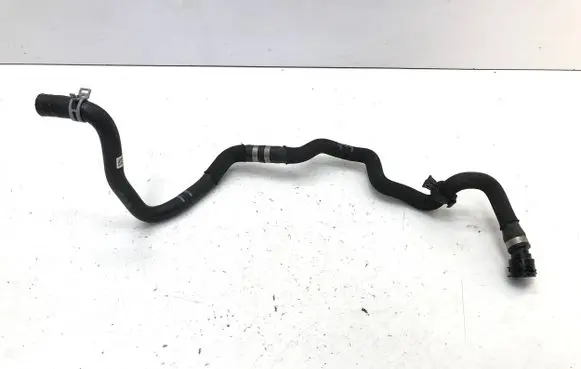BMW 2 Active Tourer U06 Engine coolant pipe/hose 8832954