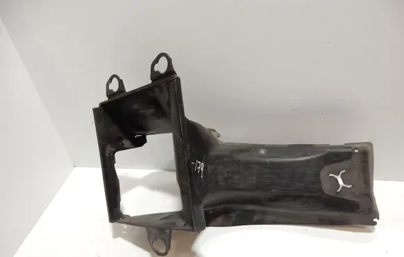 Audi A6 S6 C6 4F Intercooler air channel guide 4F0145333 61179