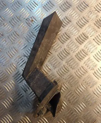 Mercedes-Benz C W204 Rain gutter A2048322425