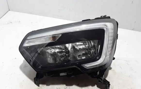 Renault Master III Headlight/headlamp 260607867R