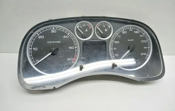 Peugeot 307 Speedometer (instrument cluster) P9646742480
