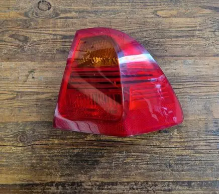 BMW 3 E90 E91 Rear/tail lights 7160062
