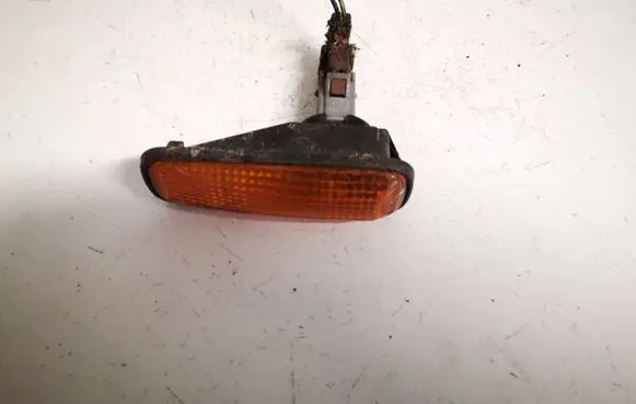 Honda CR-V Front fender indicator light stanley3890