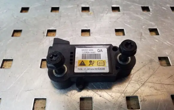 Opel Antara Airbag deployment crash/impact sensor 96631484 06142006 6035023