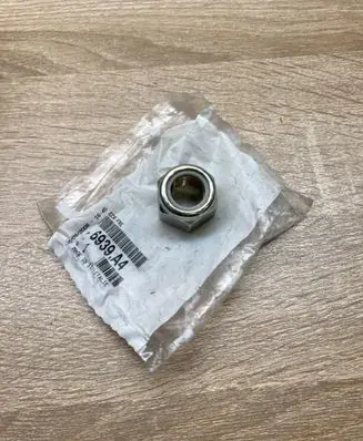 Peugeot 406 Nuts/bolts 6939A4