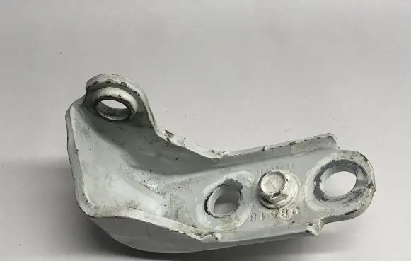 Ford Mustang VI Front door upper hinge 08518