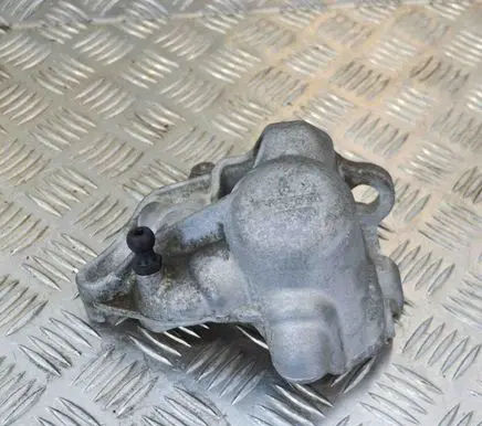 Mercedes-Benz C W205 Other engine bay part A2740920534
