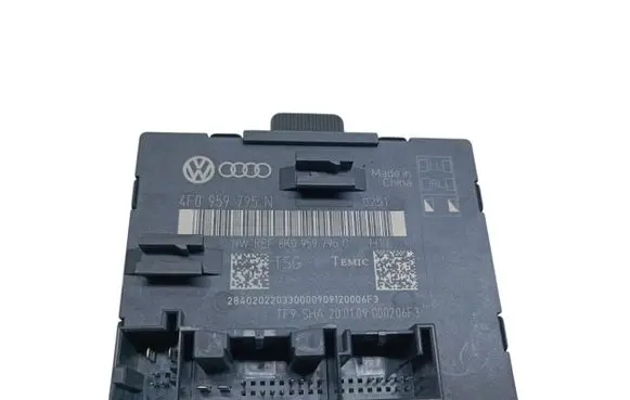 Audi A4 S4 B8 8K Door control unit/module 4F0959795N 8K0959795C