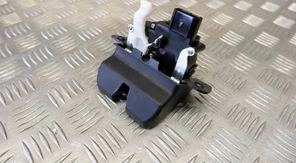 Hyundai Tucson TL Tailgate/trunk/boot lock/catch/latch
