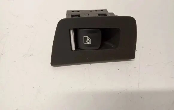 BMW 5 G30 G31 Electric window control switch 9327031 L1AA00831 290118