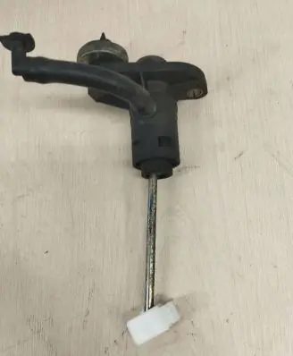Audi A4 S4 B6 8E 8H Clutch master cylinder 8E1721401S