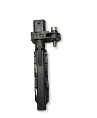 Toyota Avensis T270 Crankshaft position sensor 25916010 7805188