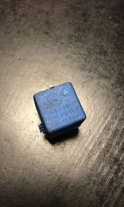 Mercedes-Benz A W169 Other relay 0025422519