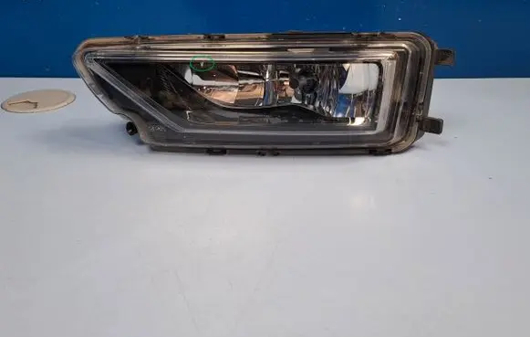 Volkswagen Amarok Front fog light 2H6941699B 1ND01275511