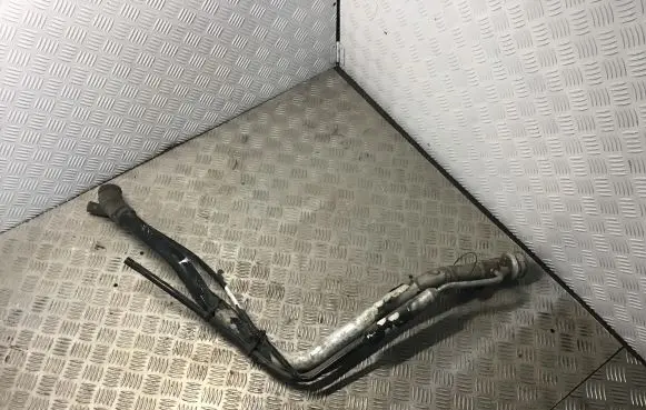 Volvo XC90 Fuel tank filler neck pipe 