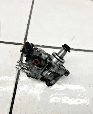 Land Rover Evoque I Fuel injection high pressure pump G4D39B395AA
