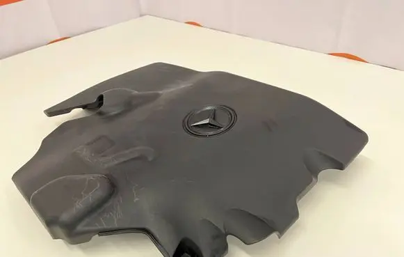 Mercedes-Benz Sprinter W906 Engine cover (trim) A6510102367