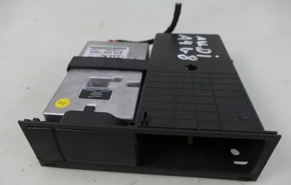 Audi A4 S4 B8 8K Head unit multimedia control 8T0035785A