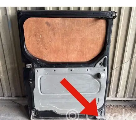 Opel Vivaro Sliding door lower roller guide/hinge 312371 65709