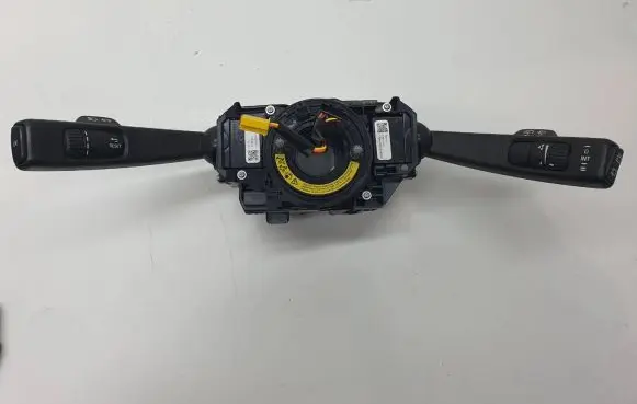 Volvo V40 Headlight wiper switch 31343218