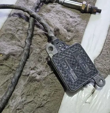 Peugeot 5008 II Lambda probe sensor brak