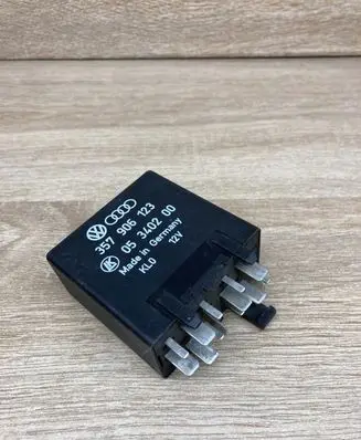 Volkswagen Golf III Other relay 357906123 05340200