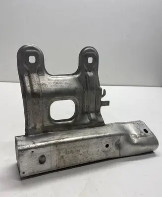 BMW 3 F30 F35 F31 Radiator support slam panel bracket 7266194