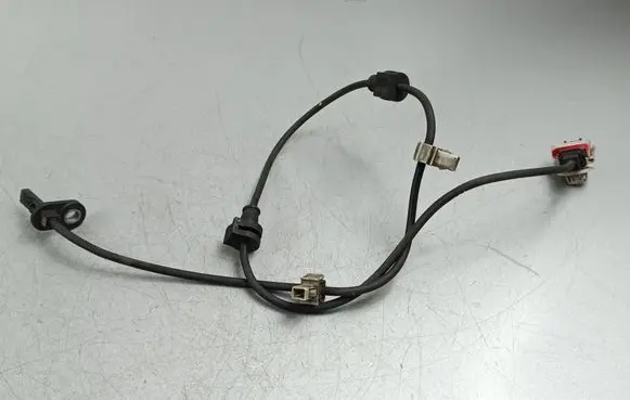 Honda CR-V ABS brake wheel speed sensor 
