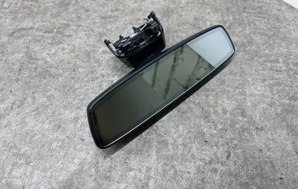 BMW 6 G32 Gran Turismo Rear view mirror (interior) 6822492