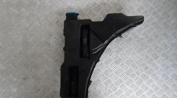 Audi S5 Windshield washer fluid reservoir/tank 8W6955451E