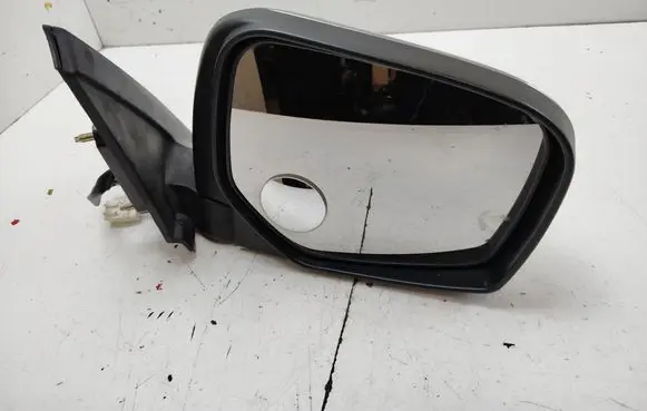 Mitsubishi L200 Front door electric wing mirror 023942