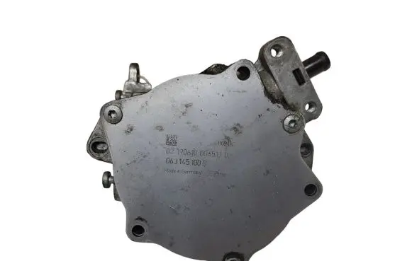 Audi A4 S4 B8 8K Vacuum pump 06J145100B