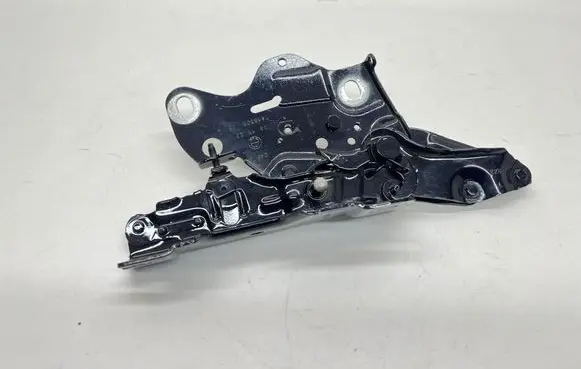 BMW X5 G05 Engine bonnet/hood hinges 7418201