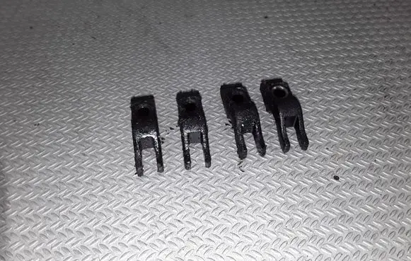 Opel Meriva A Fuel Injector clamp holder
