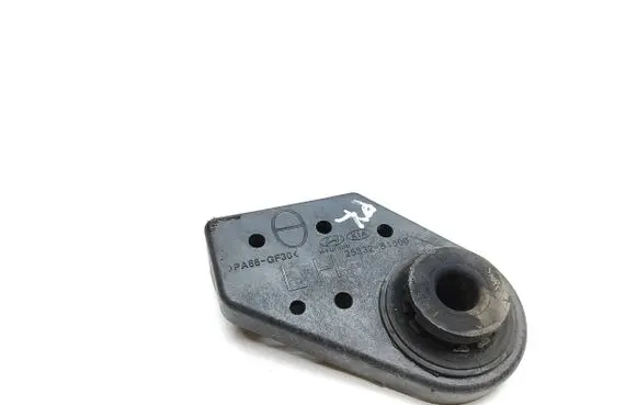 Hyundai Santa Fe Radiator mount bracket 25332S1500