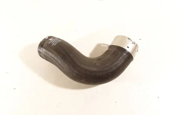 Volvo V60 Intercooler hose/pipe 31657761