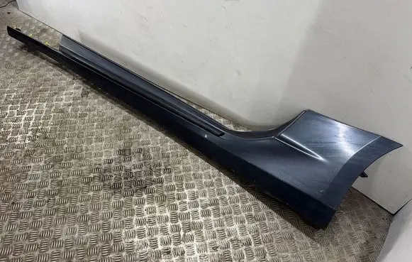 Chevrolet Camaro Sill 23160299 23399023 23212903