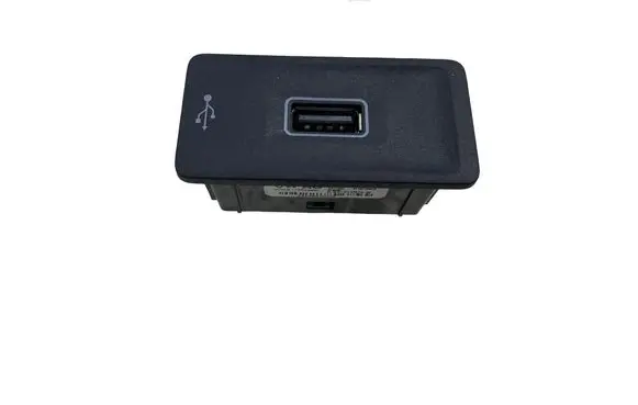 Volkswagen Touareg III USB socket connector 760035222