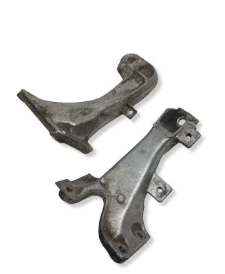 BMW 3 E36 Engine mounting bracket 1136540 1141137