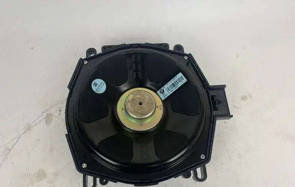 BMW X6 M Subwoofer speaker 9218698