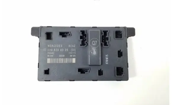 Mercedes-Benz Vito Viano W639 Door control unit/module A6398200326