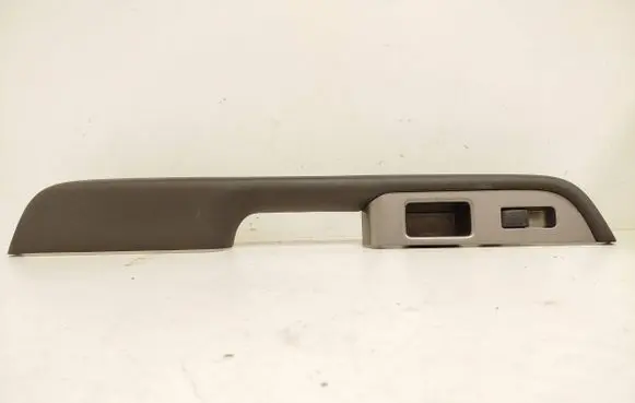 Nissan X-Trail T30 Electric window control switch 80960