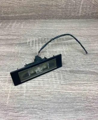BMW 1 E81 E87 Number plate light 7193294