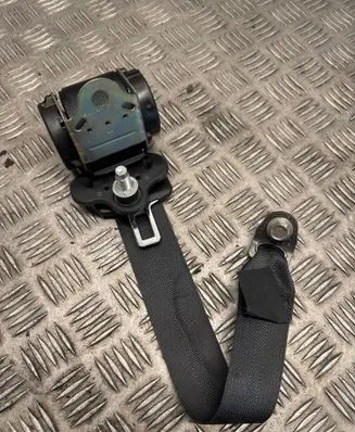 Nissan Juke I F15 Rear seatbelt 630748200A 5307482004 150926