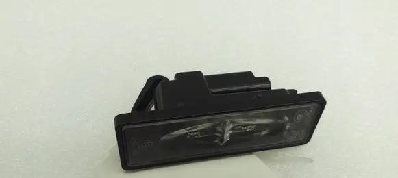 Citroen C4 III e-C4 Number plate light 9815225980