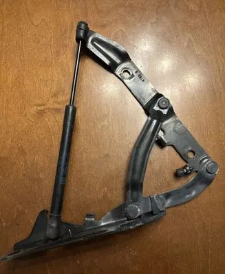 Chevrolet Corvette C7 Tailgate/trunk/boot hinge