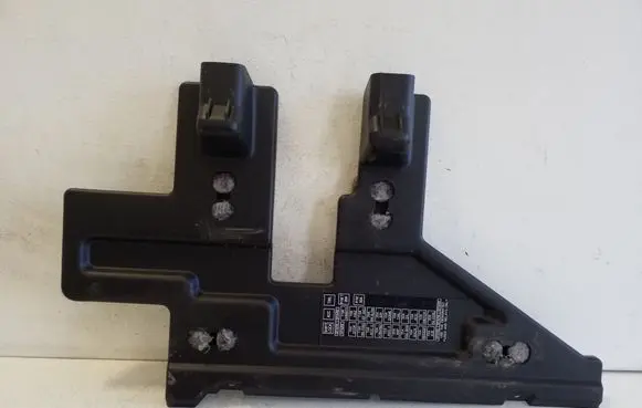 Dashboard lower bottom trim panel