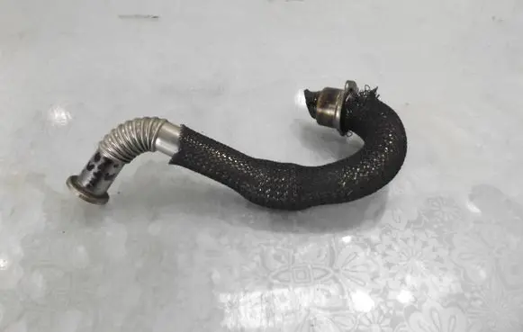 Citroen C3 Picasso EGR valve line/pipe/hose