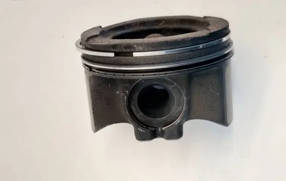 Mercedes-Benz E AMG W213 Piston 082318